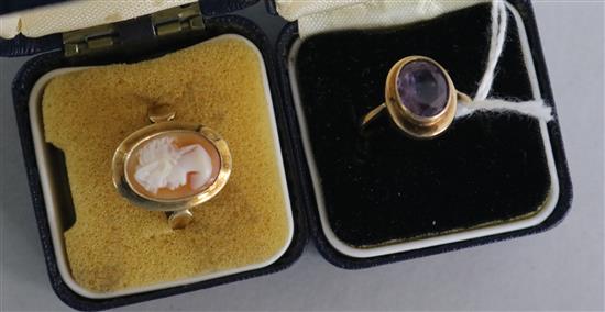 A 9ct gold amethyst ring and a 9ct gold cameo ring.